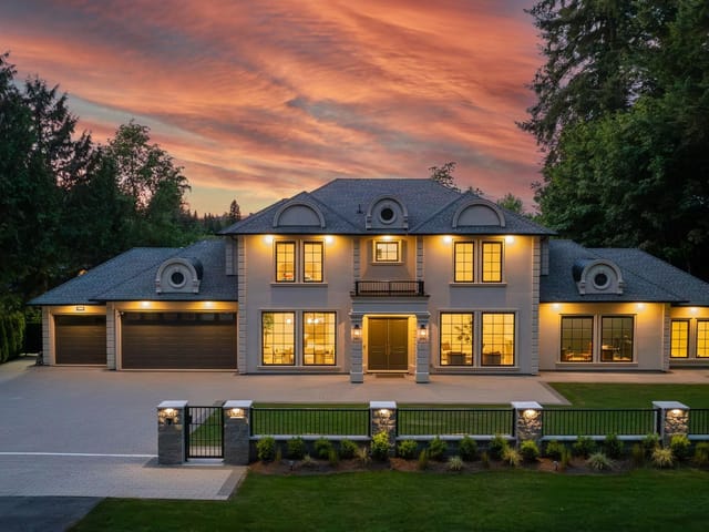House for sale in Surrey, South Surrey White Rock, 13909 28 Avenue, 263164327 | Realtylink.org