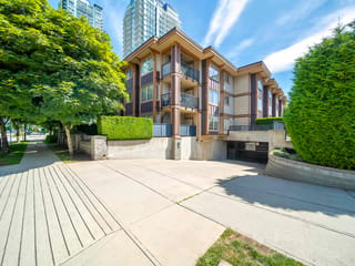 Apartment for sale in Burnaby, Burnaby South, 110 5000 Imperial Street, 263164338 | Realtylink.org