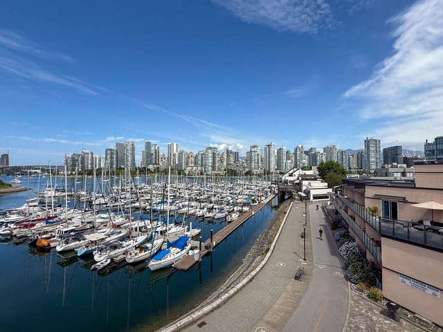 Townhouse for rent in Vancouver, Vancouver West, 248 658 Leg-in-Boot Square, 263164465 | Realtylink.org