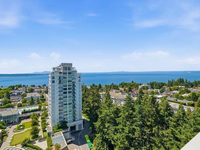 Apartment for sale in White Rock, South Surrey White Rock, 1601 15152 Russell Avenue, 263164493 | Realtylink.org