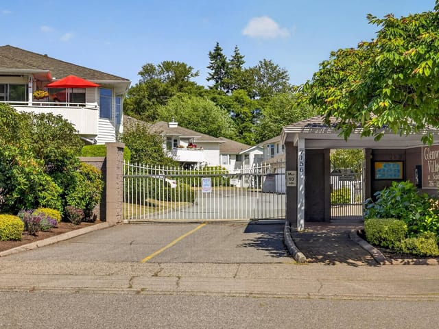 Townhouse for sale in Surrey, Surrey, 210 7156 121 Street, 263164539 | Realtylink.org