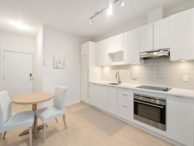 Apartment for sale in Surrey, North Surrey, 410 13678 Grosvenor Road, 263164634 | Realtylink.org
