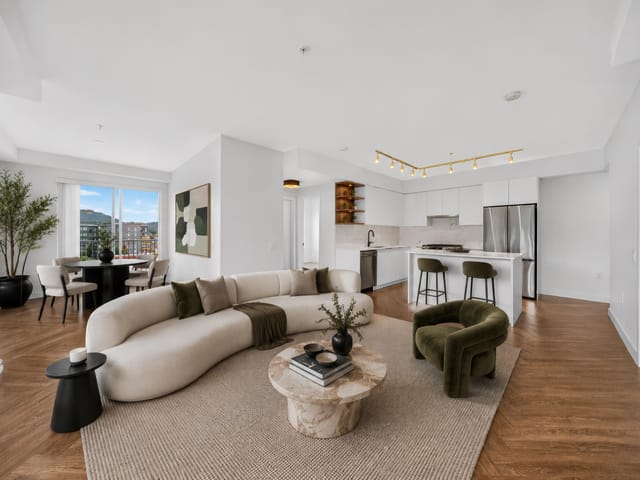 Apartment for sale in Port Moody, Port Moody, 506 3229 St Johns Street, 263164948 | Realtylink.org