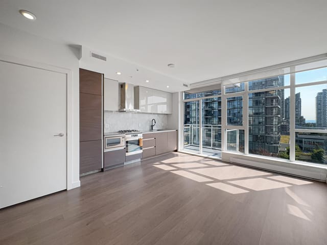 Apartment for rent in Burnaby, Burnaby South, 9xx 4670 Assembly Way, 263165010 | Realtylink.org