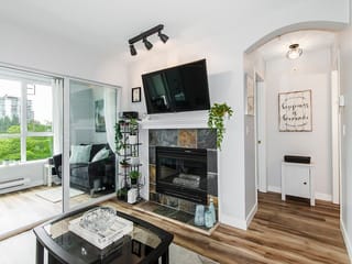 Apartment for sale in North Vancouver, North Vancouver, 305 155 E 3rd Street, 263165022 | Realtylink.org