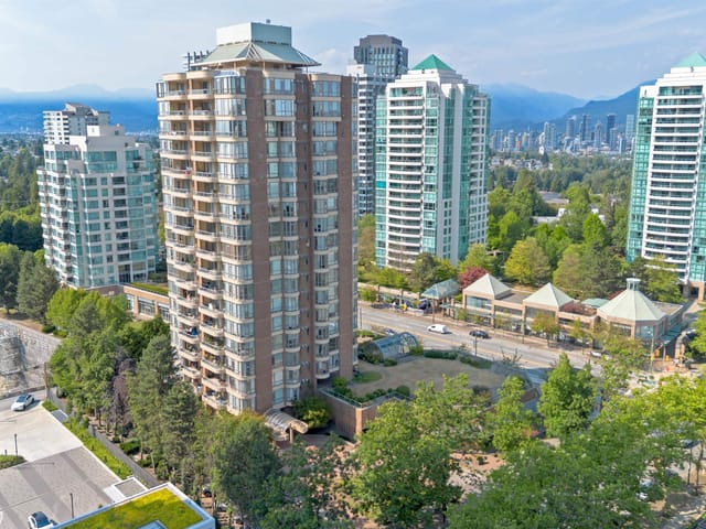 Apartment for sale in Burnaby, Burnaby South, 700 5967 Wilson Avenue, 263165174 | Realtylink.org