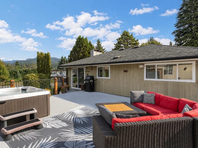 House for sale in Squamish, Squamish, 40251 Kalodon Road, 263165245 | Realtylink.org