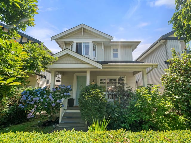 House for sale in Surrey, South Surrey White Rock, 15766 23b Avenue, 263165265 | Realtylink.org