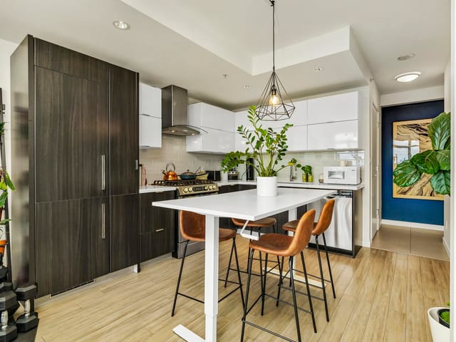 Apartment for sale in Vancouver, Vancouver East, 1604 1775 Quebec Street, 263165280 | Realtylink.org