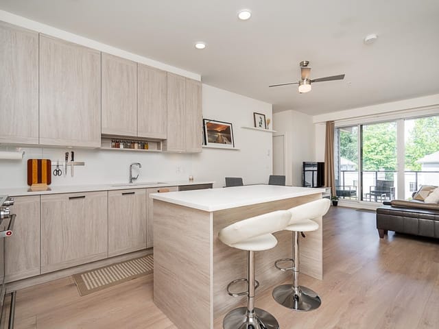 Apartment for sale in Burnaby, Burnaby East, 303 7579 16th Street, 263165462 | Realtylink.org