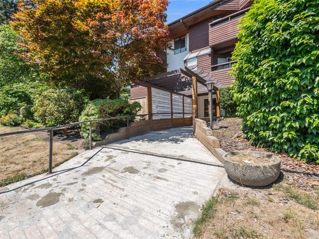 Apartment for sale in Coquitlam, Coquitlam, 313 1177 Howie Avenue Avenue, 263165495 | Realtylink.org