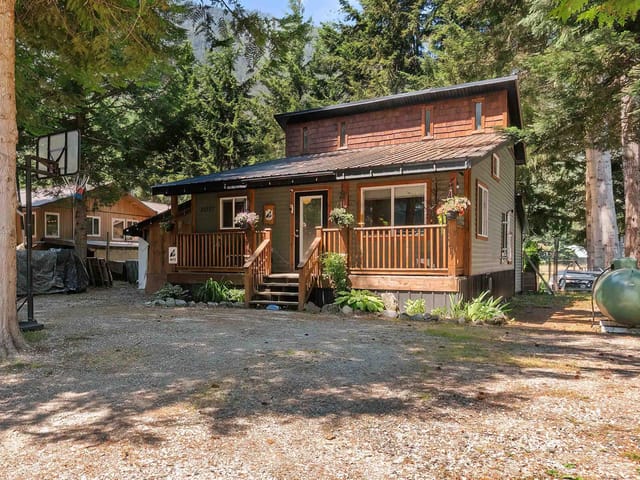 House for sale in Hope, Hope & Area, 71777 Meadow Road, 263165540 | Realtylink.org