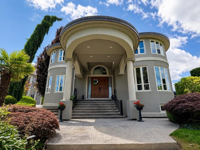 House for sale in Surrey, Surrey, 8579 171st Street, 263165597 | Realtylink.org