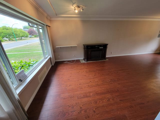 House for rent in Burnaby, Burnaby East, 8374 11th Avenue, 263165749 | Realtylink.org