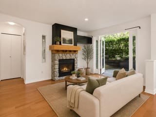 Apartment for sale in North Vancouver, North Vancouver, 993 Lynn Valley Road, 263165756 | Realtylink.org