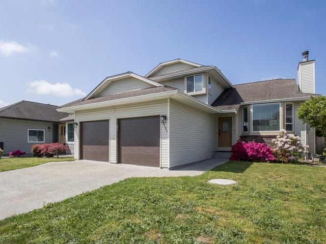 House for sale in Pitt Meadows, Pitt Meadows, 12181 Chestnut Crescent, 263165758 | Realtylink.org