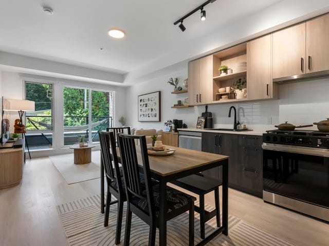 Apartment for sale in Port Moody, Port Moody, 213 2002 St. George Street, 263165831 | Realtylink.org