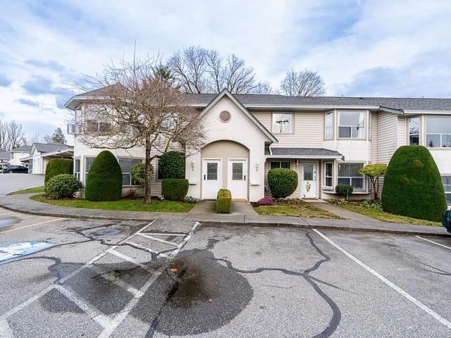 Townhouse for sale in Abbotsford, Abbotsford, #30 3380 Gladwin Road, 263165862 | Realtylink.org