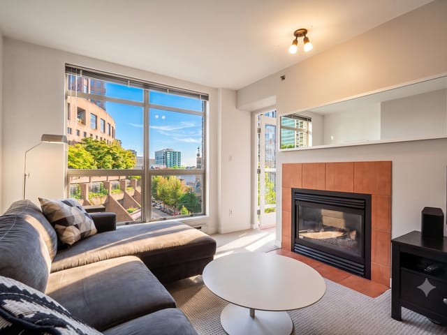 Apartment for sale in Vancouver, Vancouver West, 701 819 Hamilton Street, 263166124 | Realtylink.org