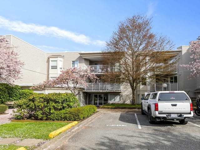 Apartment for sale in Surrey, North Surrey, 102 9948 151 Street, 263166157 | Realtylink.org