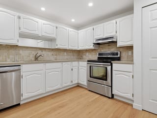 Apartment for sale in Delta, Tsawwassen, 201 1150 54a Street, 263166236 | Realtylink.org