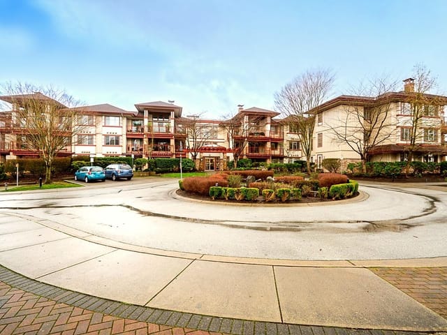 Apartment for sale in Surrey, Cloverdale, 207 16421 64 Avenue, 263166295 | Realtylink.org