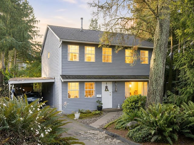House for sale in Surrey, South Surrey White Rock, 12680 16 Avenue, 263166329 | Realtylink.org