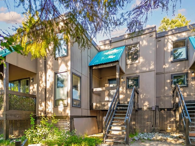 Townhouse for sale in Whistler, Whistler, 79 2400 Cavendish Way, 263166479 | Realtylink.org