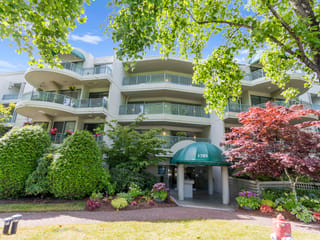 Apartment for sale in Surrey, South Surrey White Rock, 112 1785 Martin Drive, 263166525 | Realtylink.org