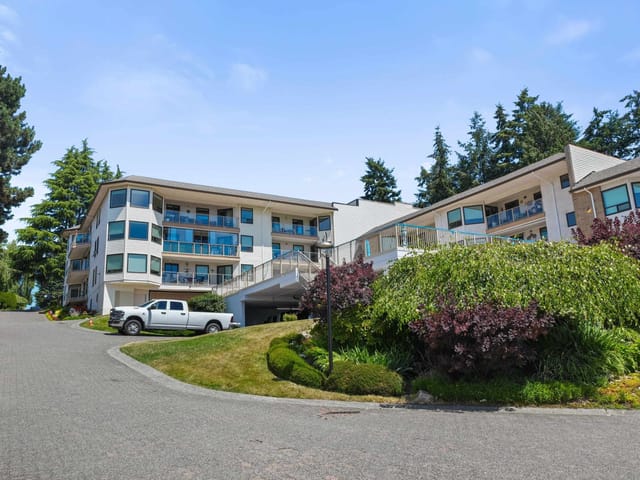Apartment for sale in White Rock, South Surrey White Rock, 405 1350 Vidal Street, 263166547 | Realtylink.org