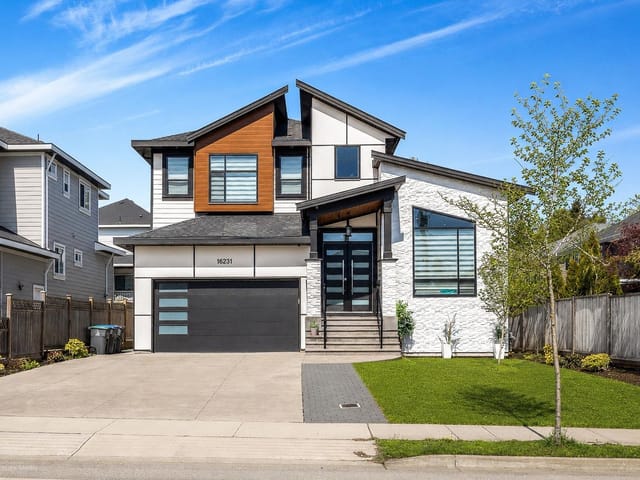 House for sale in Surrey, Surrey, 16231 80 Avenue, 263166766 | Realtylink.org