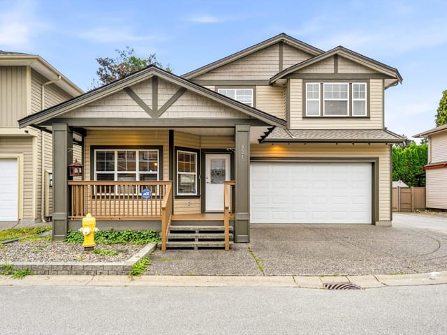 House for sale in Maple Ridge, Maple Ridge, 121 21868 Lougheed Highway, 263167028 | Realtylink.org