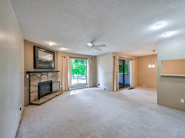 Townhouse for sale in Surrey, North Surrey, 10509 Holly Park Lane Lane, 263167035 | Realtylink.org