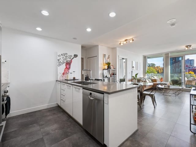 Apartment for sale in Vancouver, Vancouver East, 601 3281 E Kent Avenue North, 263167105 | Realtylink.org