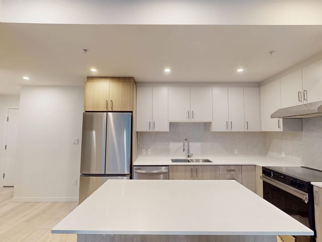 Apartment for sale in Surrey, North Surrey, 110 13838 108 Avenue, 263167110 | Realtylink.org