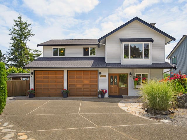 House for sale in Surrey, South Surrey White Rock, 16068 10a Avenue, 263167124 | Realtylink.org