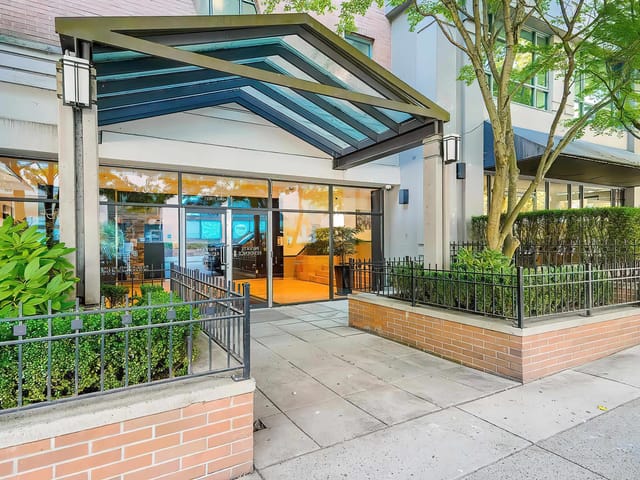Apartment for sale in Vancouver, Vancouver West, 2303 1188 Howe Street, 263167217 | Realtylink.org
