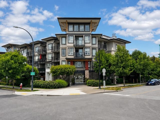 Apartment for sale in Maple Ridge, Maple Ridge, 201 12075 Edge Street, 263167235 | Realtylink.org