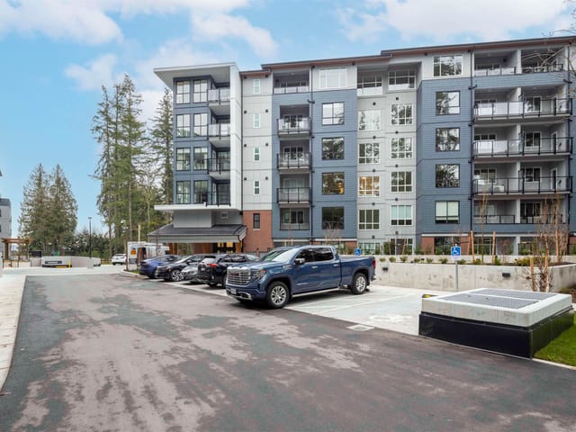 Apartment for sale in Surrey, South Surrey White Rock, 310 3480 146a, 263167277 | Realtylink.org