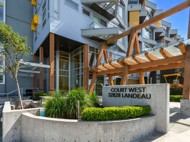 Apartment for sale in Abbotsford, Abbotsford, 610 32828 Landeau Place, 263167343 | Realtylink.org