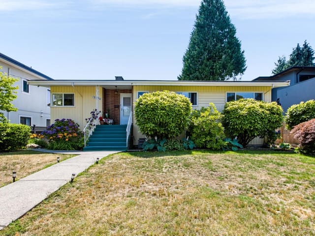 House for sale in White Rock, South Surrey White Rock, 13830 Blackburn Avenue, 263167418 | Realtylink.org