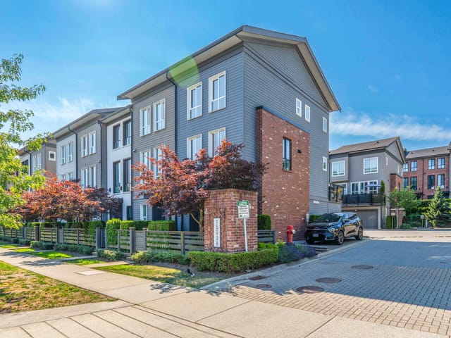 Townhouse for sale in Surrey, South Surrey White Rock, 20 15938 27 Avenue, 263167500 | Realtylink.org