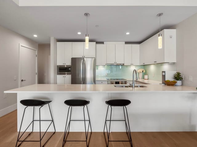Apartment for sale in North Vancouver, North Vancouver, 206 1591 Bowser Avenue, 263167520 | Realtylink.org
