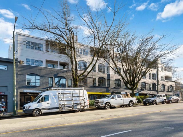Apartment for sale in Vancouver, Vancouver East, 209 2928 Commercial Drive, 263167561 | Realtylink.org