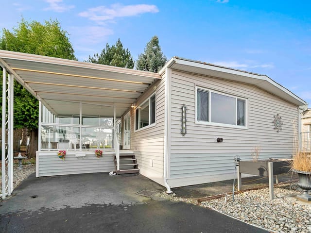 Manufactured Home for sale in Surrey, South Surrey White Rock, 15810 Norfolk Road Road, 263167573 | Realtylink.org