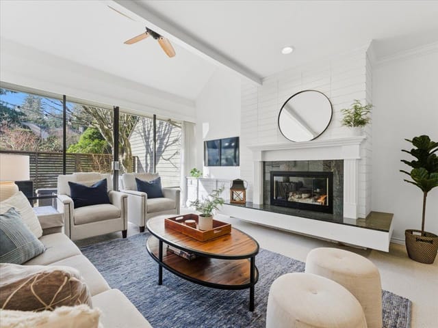 Townhouse for sale in West Vancouver, West Vancouver, 15 4957 Marine Drive, 263167697 | Realtylink.org