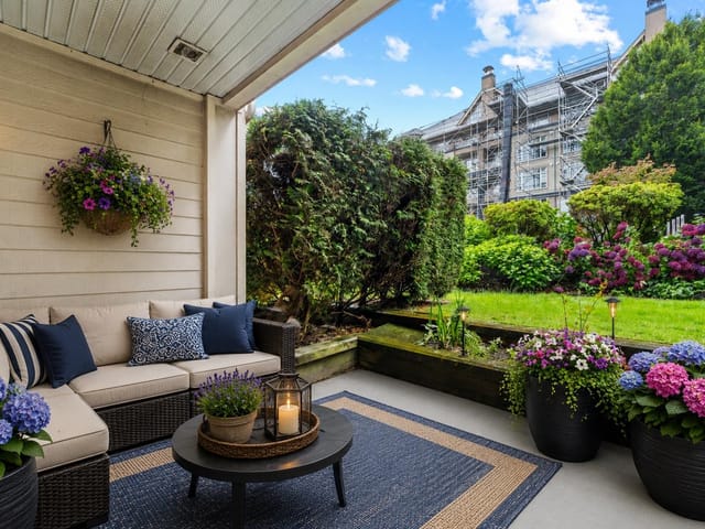 Apartment for sale in North Vancouver, North Vancouver, 208 3608 Deercrest Drive, 263167815 | Realtylink.org