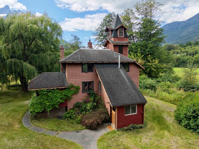 House for sale in Bella Coola, Williams Lake, 4233 Mackenzie 20 Highway, 263167846 | Realtylink.org