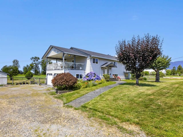 House for sale in Pitt Meadows, Pitt Meadows, 14221 McKechnie Road, 263167911 | Realtylink.org