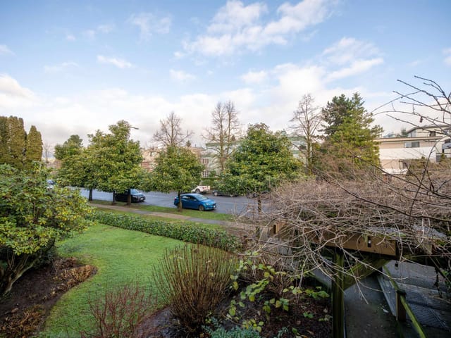 Apartment for sale in North Vancouver, North Vancouver, 215 251 W 4th Street, 263167917 | Realtylink.org